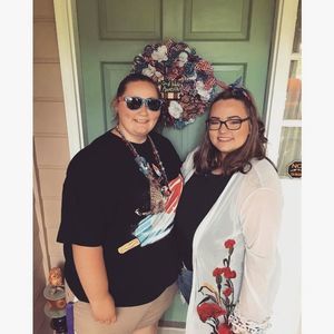 Meet your Posher, Leah